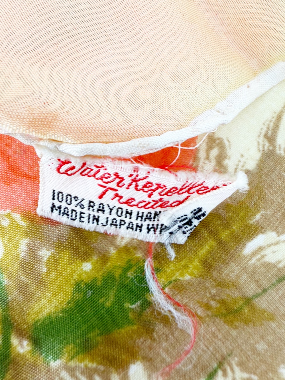 (2) Vintage Scarves Roses Floral - Picture 3 of 7
